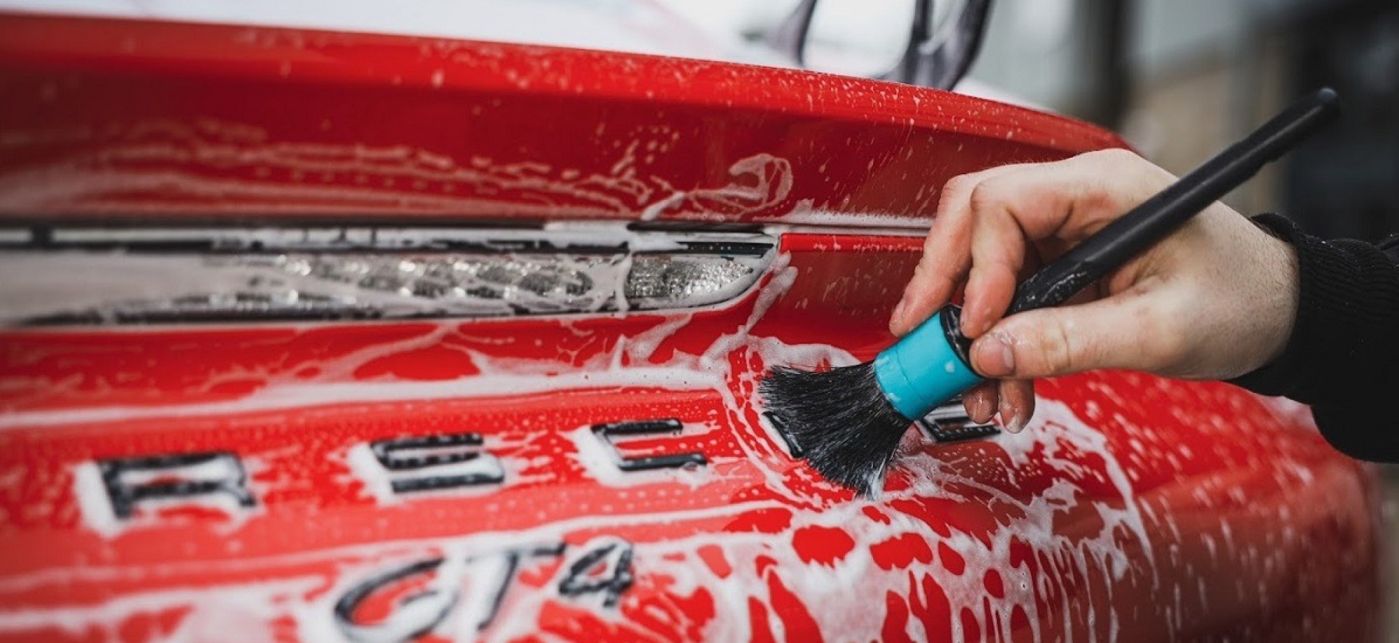 Nettoyage intérieur et extérieur Voiture Confiez votre véhicule aux experts Carrosserie